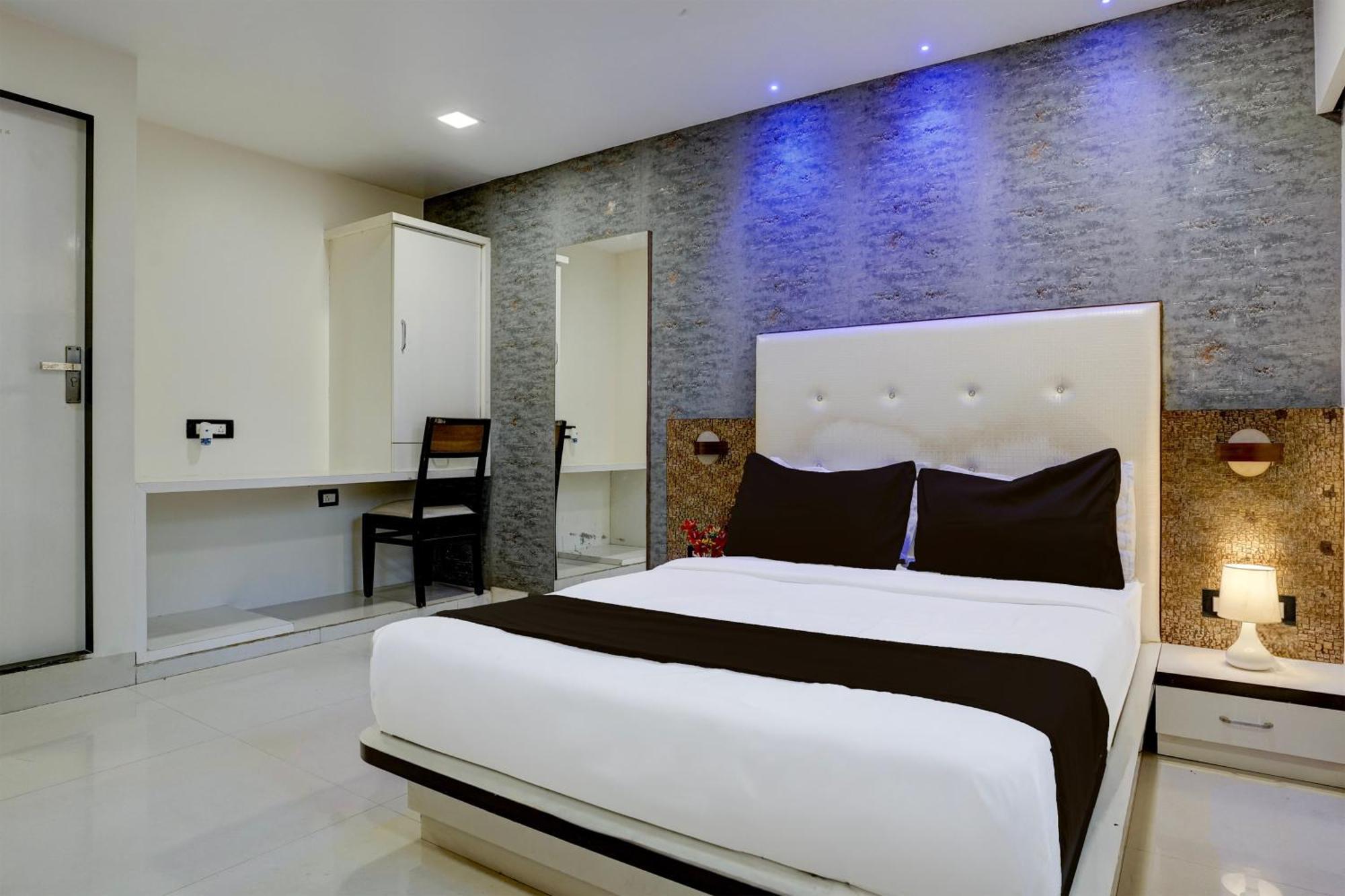 Hotel O Golden Star Mumbai Dış mekan fotoğraf