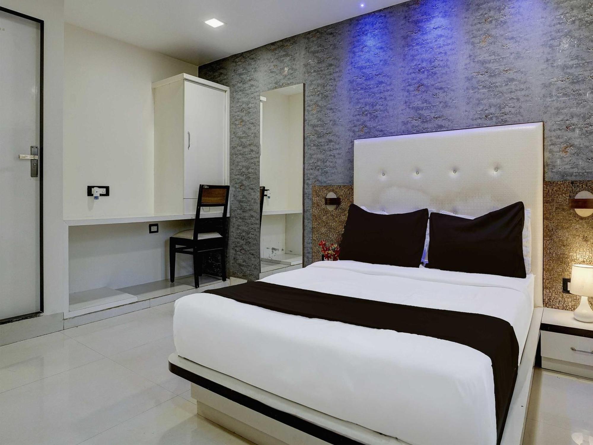Hotel O Golden Star Mumbai Dış mekan fotoğraf